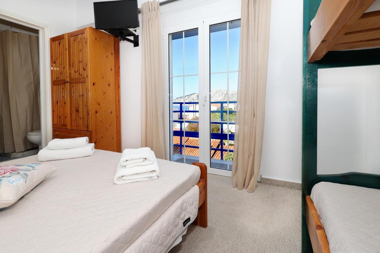 Hotel Hippocampus Perdika  Buitenkant foto